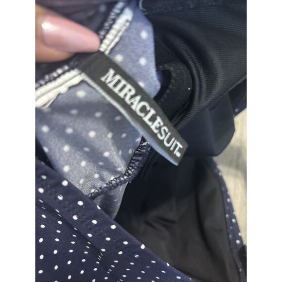 Miraclesuit Medium Polka Dot Halter One Piece Swimsuit Blue White Cruise Resort - Picture 5 of 5